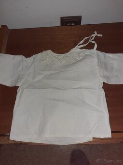 Retro zavinovačka, plátěné  košilky  kojenecké ,čepičky - 13