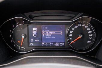 Ford Mondeo 2.0 EcoBoost SCTi Titanium PowerShift - 13