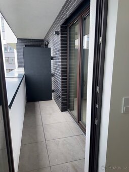 Pronájem bytu 2+55 v Praze - ul. V třešňovce - 13