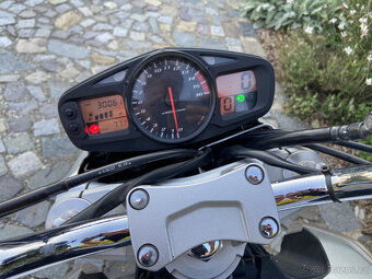 Suzuki GSR600, 30.000Km, garážovaná - 13