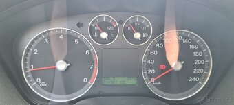 Ford Focus 2.0i 107kW 2005 - 13