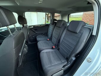 VW Touran HIGHLINE 2.0 TDI DSG 110KW/Fulled/Navi/Tažný/2020 - 13