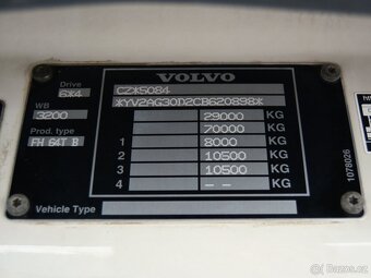Volvo FH 13.500 6x4 E5, originál km 294495 - 13