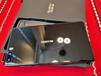 Mobilní telefon S1 novy - 13