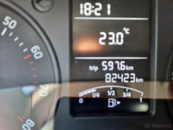 Škoda rapid 1,2 tsi 63kw r.v 2013 naj. 82tis km čr - 13