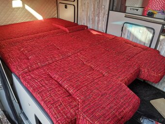 Obytný Ford Transit - 13