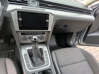 Volkswagen Passat 2,0 TDI,110KW,MANUÁL,NAVI, - 13