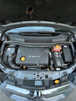 Opel Zafira B – 1.9 TD 171000 (2005) - 13