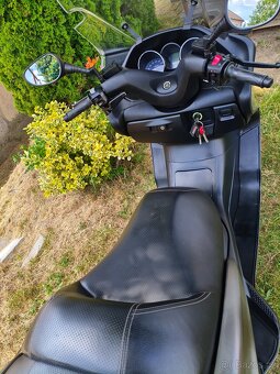 Yamaha Majesty 400i - 13