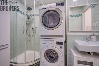 Prodej bytu 4+kk, 88 m2, lodžie, sklep, Vrchlabí - 13