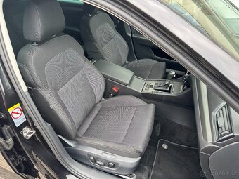 Škoda Superb 3 2.0 TDI 110kW DSG matrix LED Kamera Keyless - 13