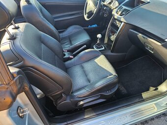 Peugeot 207 CC 2011 - 13