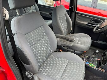 Ford galaxy 1.9 tdi 85kw - 13