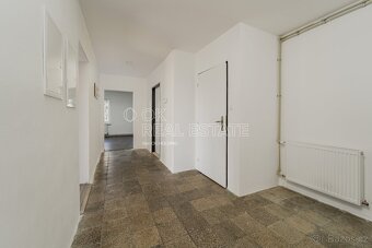 Prodej bytu 3+1, 155 m2 - Planá, ev.č. 00722 - 13