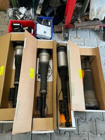 Mercedes dily na W124,W2101, W164, W222 atd. - 13