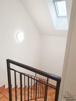 Pronájem rodinného domu (120 m2), Statenice - 13