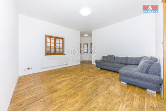 Prodej rodinného domu, 295 m², Praha, ul. Dobrošovská - 13