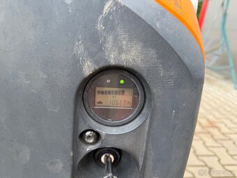 Nízkozdvižný elektrický paletový vozík  Still EXU 18 - 13