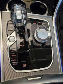 BMW M850i,530k,Čr,4×4 xdrive, kupe,laser,5/21,24640 km - 13
