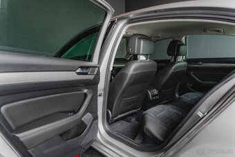 VOLKSWAGEN Passat-2.OTDi-110kW-DSG-Highline-VirC-ZÁRUKA-R17 - 13