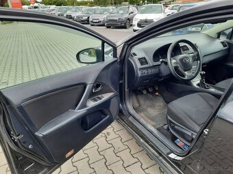 Toyota Avensis, 1,8 16V 108kW   AUTO A/C   VÝHŘEV - 13