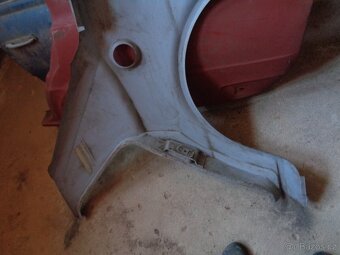 Škoda 105M 120M 130M nove zadni blatniky original L+P - 13