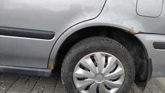 Honda Civic 6g 1.4i - 13