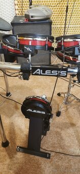 Alesis Crimson II - 13