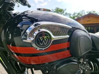 Kawasaki W800 model 2015 pouze 9200 km najeto - 13
