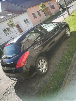 Peugeot 308 1.4i 100tkm CZ Kup Extra zachovalý LED - 13