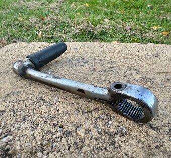 Jawa perak, pulbuben, Ogar - díly - 13