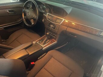 MB E 220CDi combi 2011 Aut. slušný stav a km. Elegance - 13