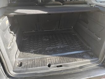 Peugeot Rifter 1.5 HDi 96kw GT line Bronzová barva - 13