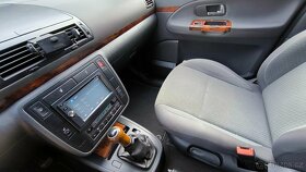 VW Sharan 2.0 TDI DPF Comfortline / 7 míst / Klima - 13