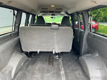 Chevrolet Express 4x4, rok 2013, 5.3 V8, 1.majitel, 8 míst - 13