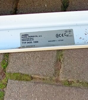 Elektrický sporák Mora typ 3430.1000 litinové plotny - 13