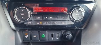 Mitsubishi Eclipse Cross 1,5 T-MiVEC 120kW benzín - 13
