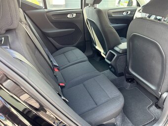 Volvo XC40 T2 - 13