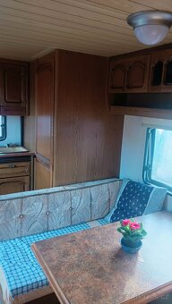 Obytný karavan Bürstner - 13