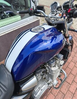 YAMAHA XJR1300 - 13