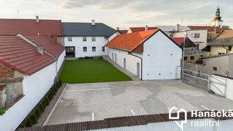 Prodej hezkého bytu 2+kk u Olomouce - 13