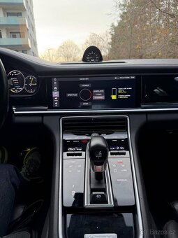 Porsche Panamera 4 E-Hybrid - 13