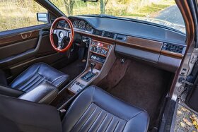 Mercedes-Benz 300 CE - 13