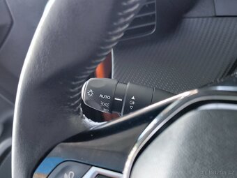 Peugeot 2008 1.2 PureTech,1.MAJITEL,ČR,SERVISKA,ODPOČET DPH - 13