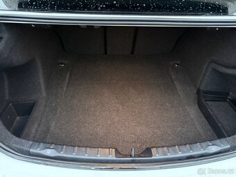 Prodám BMW F30 320D 135 kw r.v. 2012 - 13