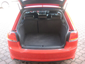 AUDI A3 2.0 TDi S-LINE QUATTRO - 13