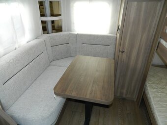 Karavan Hobby 650 KMFe Excellent Edition - 13