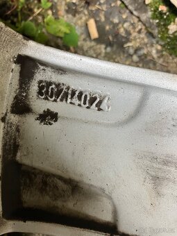 Prodej zimní pneu + alu disky volvo xc - 13