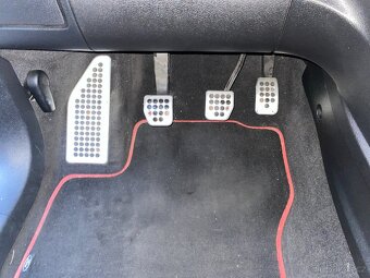 Prodám Ford Smax, Titanium S , 2,0 tdci, 120 kW - 13