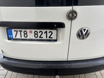 VW Caddy MAXI 1,6 TDI, r.v. 11/2011, původ ČR - 13